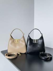 Picture of Balenciaga Handbags _SKUfw178850164fw